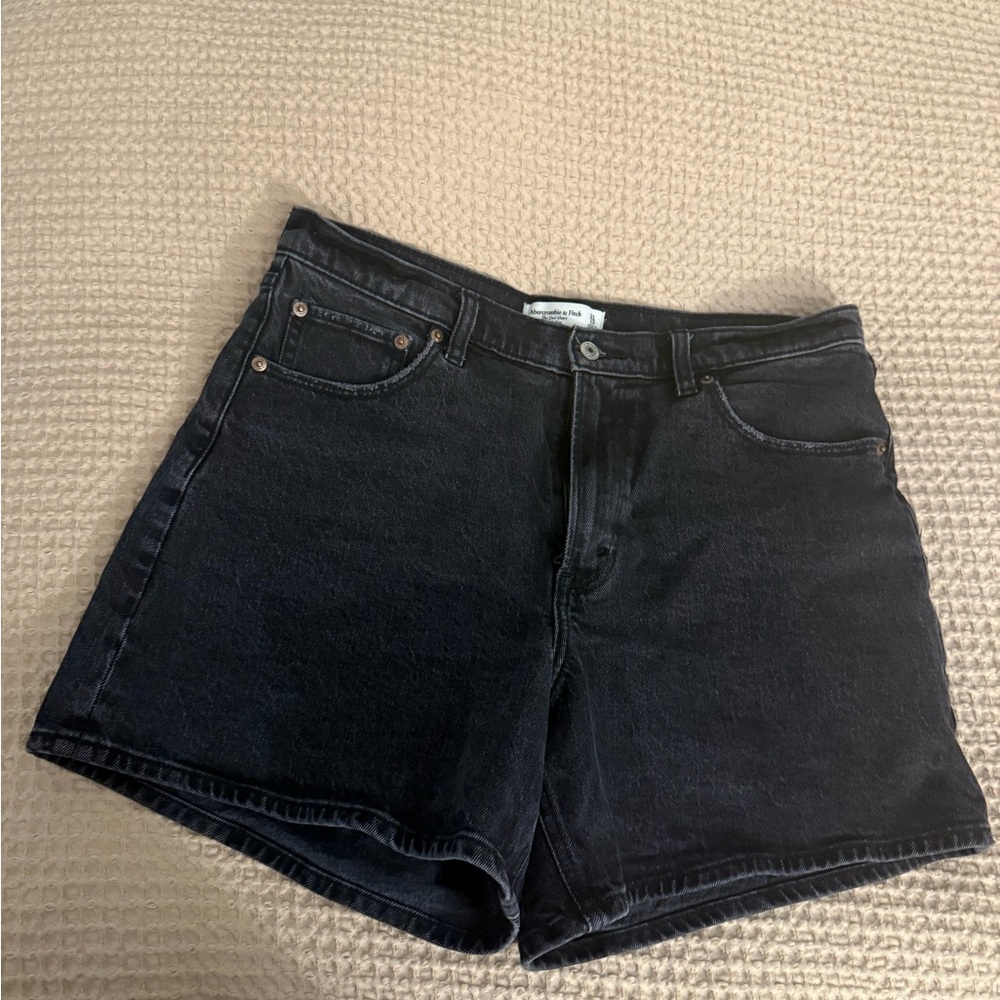 Abercrombie & Fitch Black dad shorts